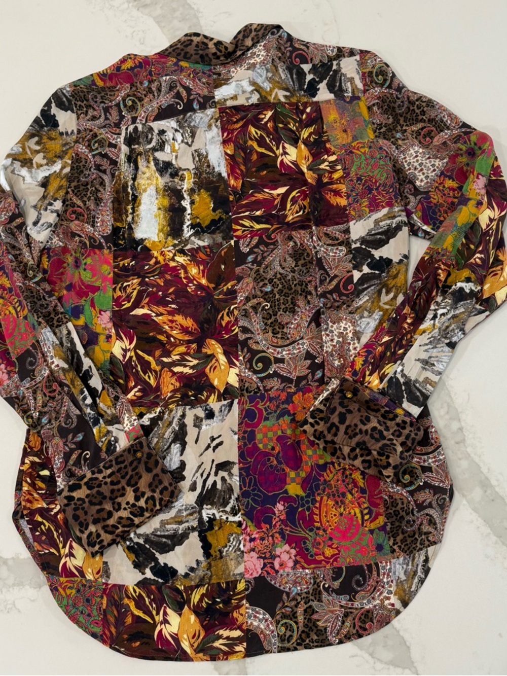 Robert Graham GabrielaPrint SilkBlend Shirt Womens Small Animal Print/Patchwork - Picture 15 of 16